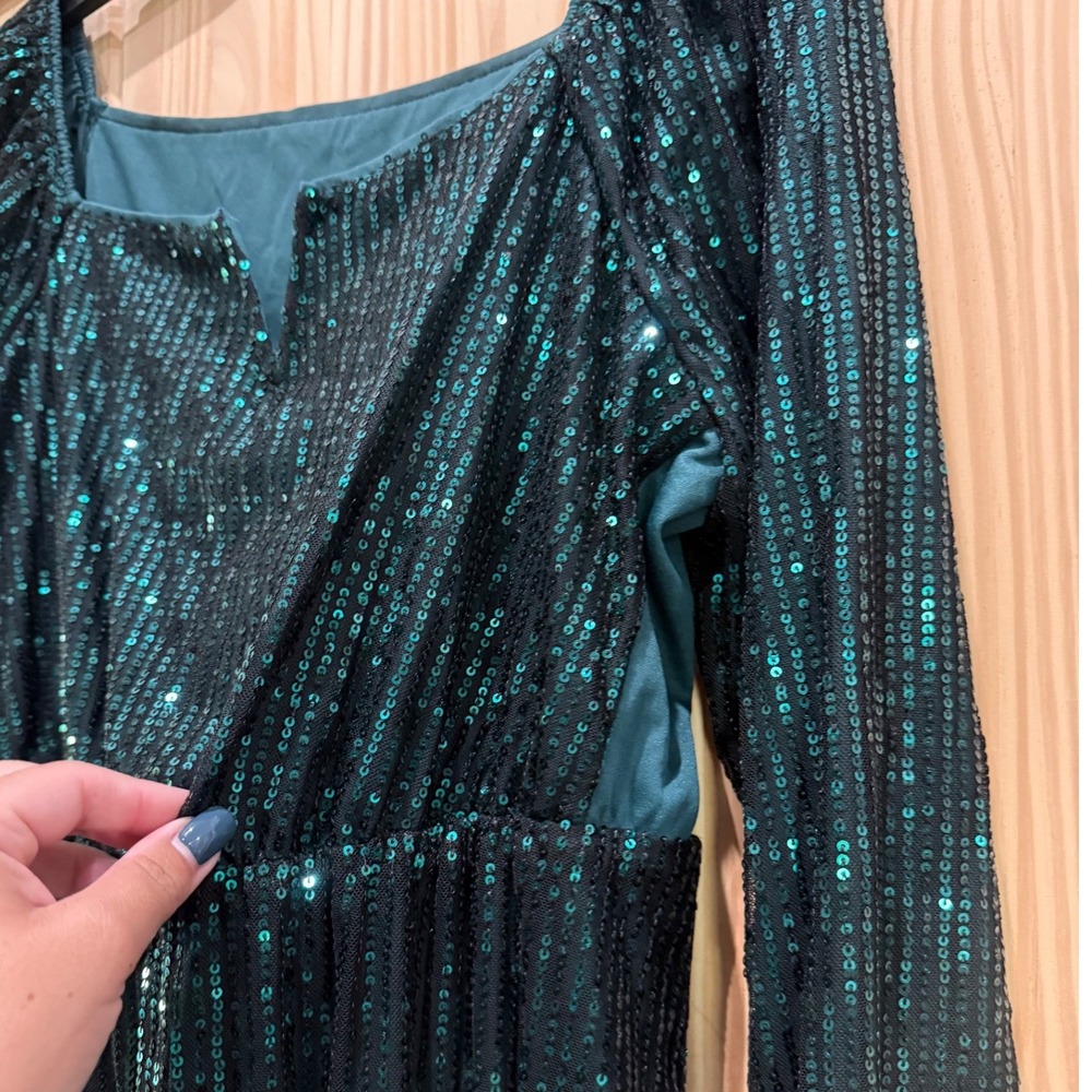 Bloomchic Dark Green Sequin Long Sleeve Cocktail Dress Plus Size 14-16 Holiday - Picture 2 of 7
